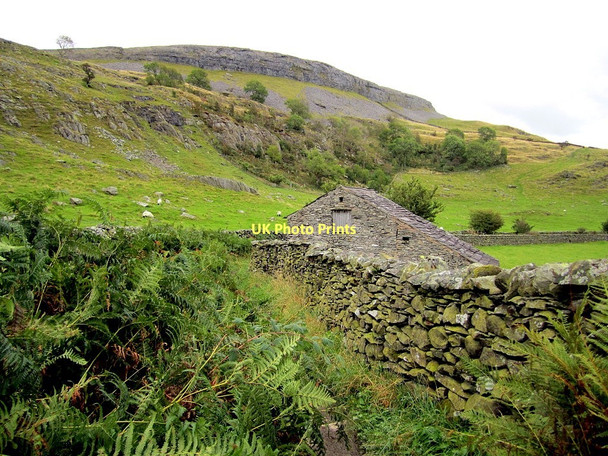 Photo 6"x4" Barn on White Stone Lane, Crummack Dale Wharfe c2011