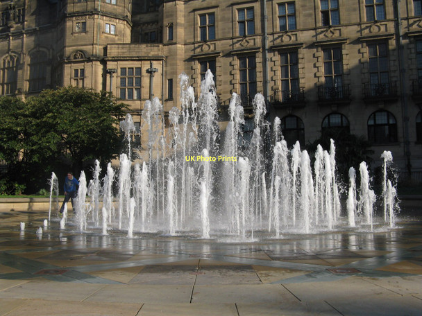 Photo 6"x4" Fountains in Sheffield Sheffield\/SK3587 c2011