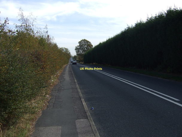 Photo 6"x4" Park Lane (B6134) towards Pontefract Featherstone\/SE4220 c2011