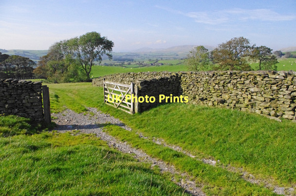 Photo 6"x4" Bridleway below the Howgills Sedbergh c2011