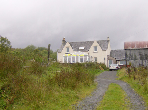 Photo 6"x4" Mamore Farm, Rahane - hill farm and former SYHA youth hostel Rahane c2011