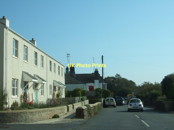 Photo 6"x4" A row of new houses in Frogmore Frogmore\/SX7742 c2011