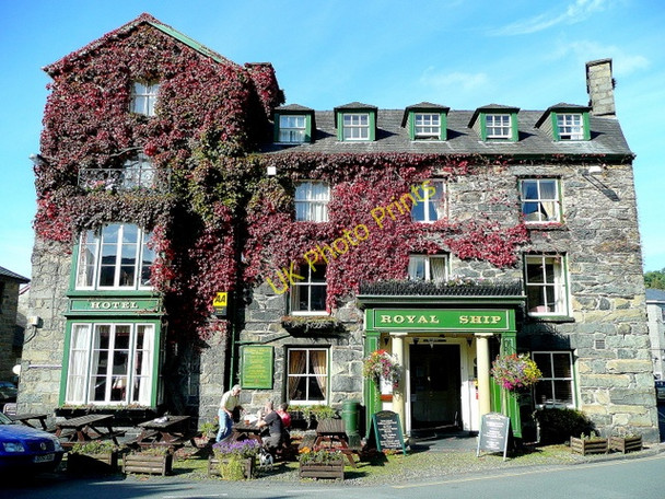 Photo 6"x4" The Royal Ship Hotel, Dolgellau Dolgellau c2009