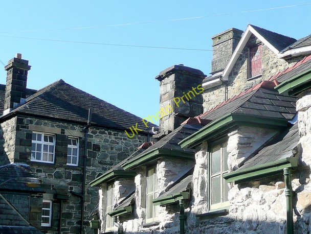 Photo 6"x4" Chunky stone buildings of Dolgellau Dolgellau c2009