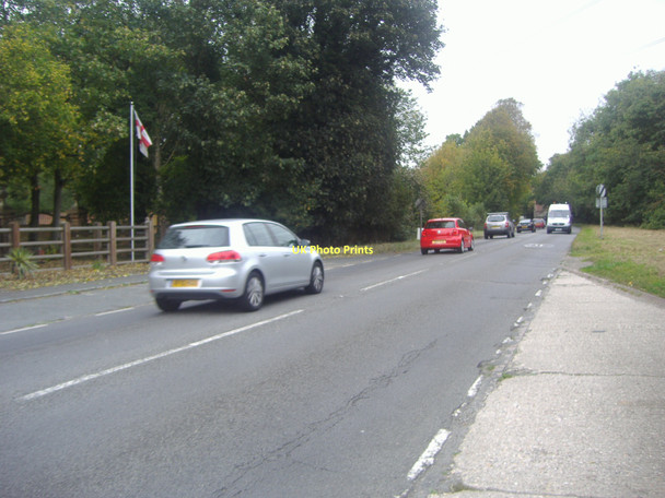 Photo 6"x4" London Road south of Wendover Wendover c2011