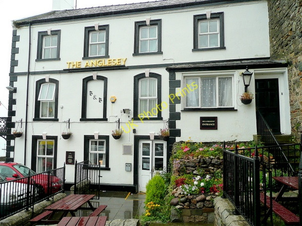 Photo 6"x4" The Anglesey Hotel Caernarfon c2009