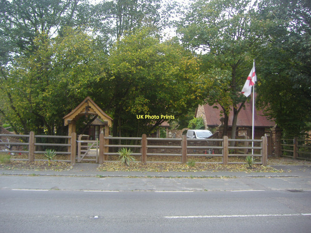 Photo 6"x4" Building on London Road near Wendover Wendover c2011