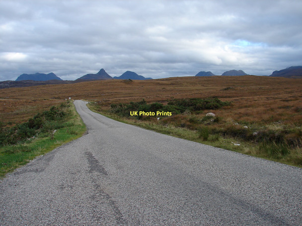 Photo 6"x4" Pause to reflect Brae of Achnahaird c2011