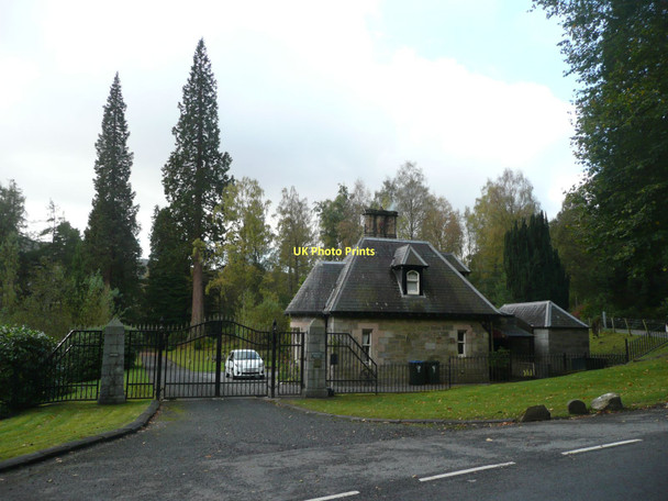 Photo 6"x4" East Lodge  Aldclune c2011