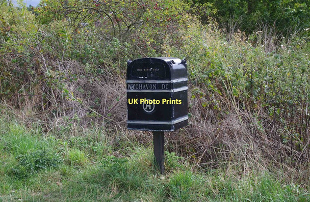 Photo 6"x4" Dog waste bin at Ombersley Way open space, Droitwich Droitwich c2011