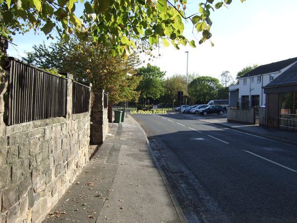 Photo 6"x4" White Apron Street, South Kirkby (B6422) South Kirkby c2011