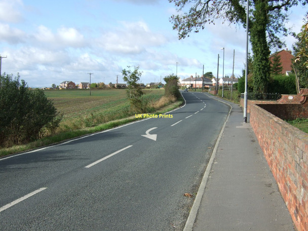 Photo 6"x4" Robin Lane heading west Hemsworth\/SE4213 c2011