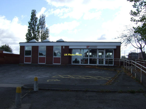 Photo 6"x4" Havercroft Library Ryhill c2011