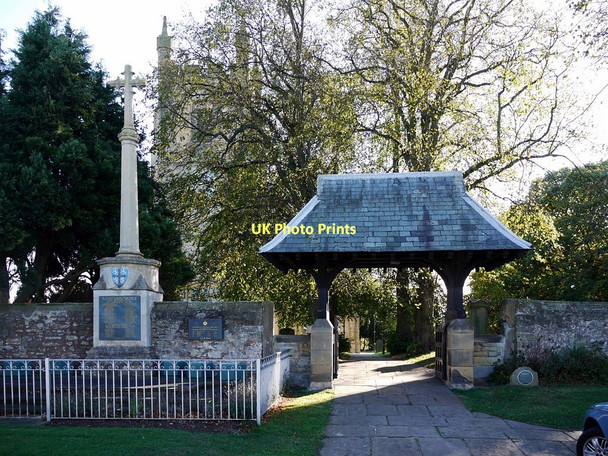 Photo 6"x4" War Memorial, lytch-gate and St Edmund's Church, Sedgefield Sedgefield c2011