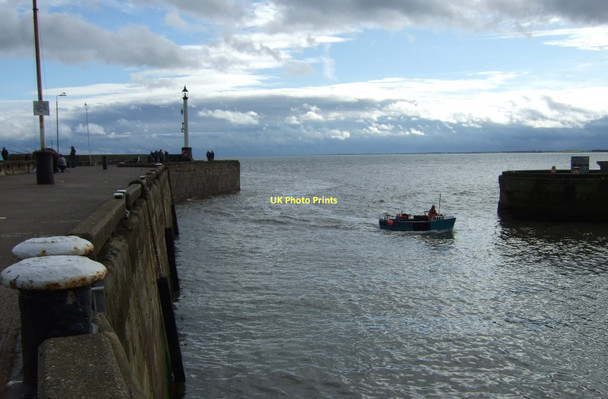 Photo 6"x4" Harbour entrance, Bridlington Bridlington c2011