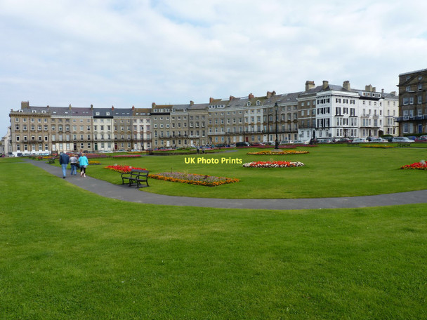 Photo 6"x4" Royal Crescent, Whitby Whitby\/NZ8910 c2011