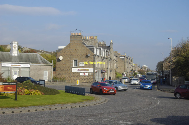 Photo 6"x4" Bridge of Dee roundabout Kaimhill c2011