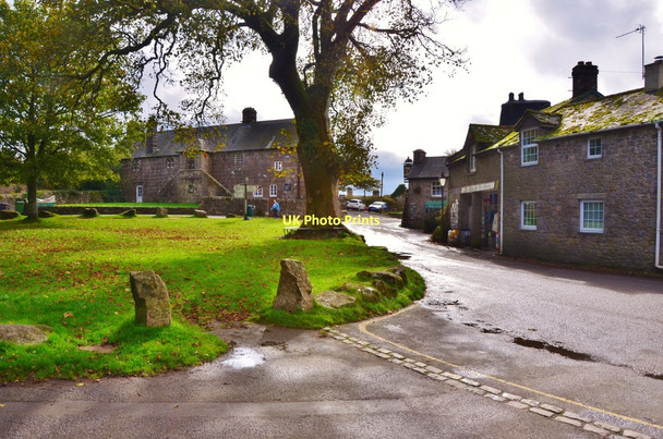 Photo 6"x4" Widecombe in the Moor: Village Green Higher Dunstone c2011
