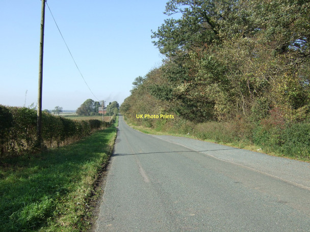 Photo 6"x4" Minor road towards Bramham Toulston c2011
