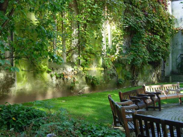 Photo 6"x4" St Dunstan's Garden London c2011