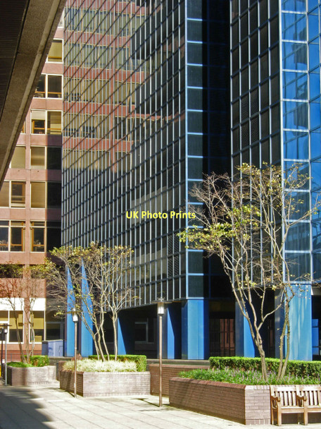 Photo 6"x4" Northern and Shell House London c2011