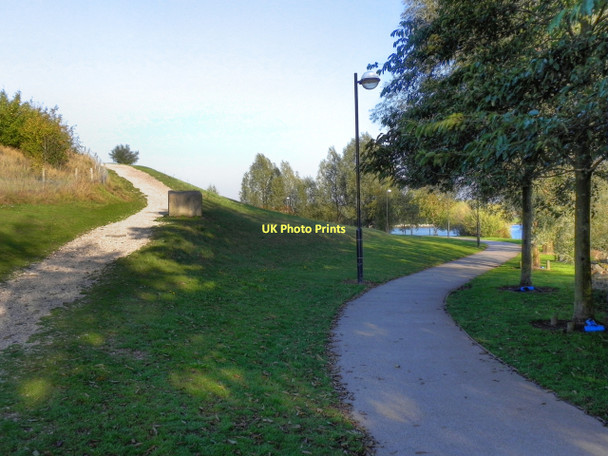 Photo 6"x4" Footpath, Doncaster Lakeside Doncaster c2011
