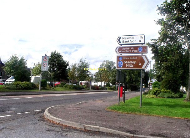 Photo 6"x4" Perth Road, Stanley, Perthshire Stanley\/NO1033 c2011