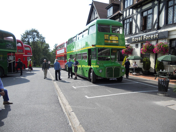 Photo 6"x4" Royal Forest Hotel Rangers Road (A1069) Chingford Bus Rally Chingford c2011