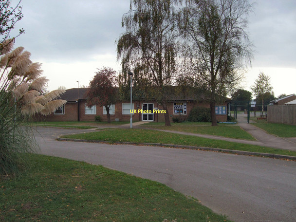 Photo 6"x4" Upper Beeding Primary School Upper Beeding c2011