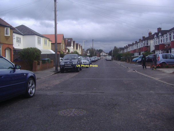 Photo 6"x4" Rydens Grove, Hersham Walton-on-Thames c2011