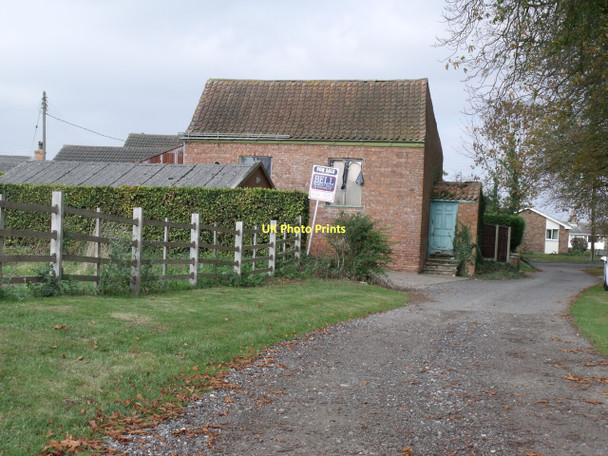 Photo 6"x4" Old Chapel on Chapel Lane Thimbleby\/TF2369 c2011