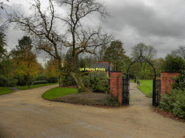 Photo 6"x4" Alexandra Park, Oldham Oldham c2011