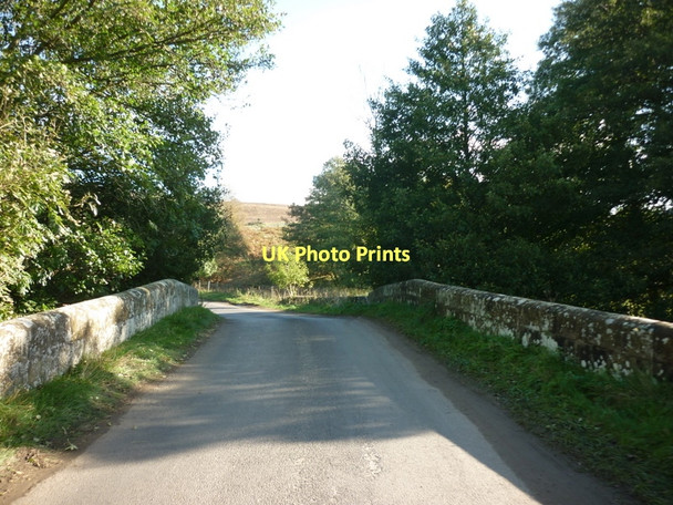 Photo 6"x4" A bridge over the River Dove Gillamoor c2011