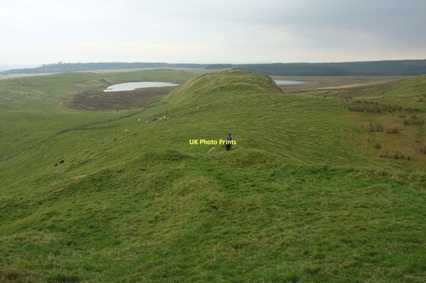 Photo 6"x4" Southeast end of Dummiefarline fort Cleish c2011