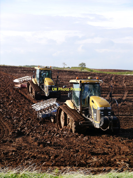 Photo 6"x4" Ploughing Power! Greenlaw\/NT7146 c2011