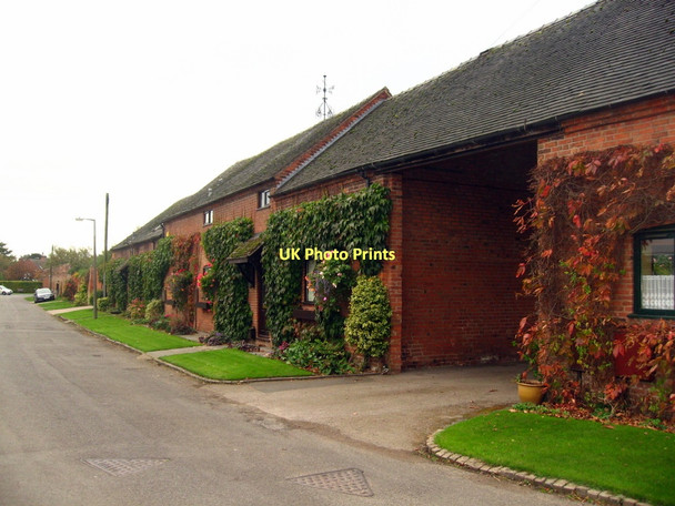 Photo 6"x4" Fishpond Lane in Egginton Egginton c2011