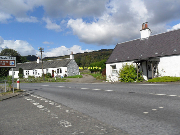 Photo 6"x4" Cottages at Kilmahog Kilmahog c2011