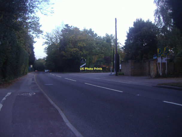 Photo 6"x4" Woburn Hill, Addlestone Addlestone c2011