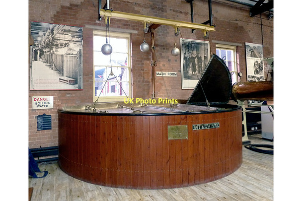 Photo 6"x4" Mash Tun exhibit in the Brewery Museum at Burton-upon-Trent Burton upon Trent c2011