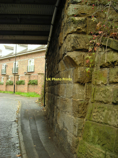 Photo 6"x4" Station Road railway bridge (detail) Washington\/NZ3157 c2011