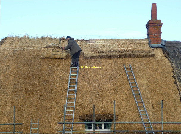 Photo 6"x4" Thatching at Purton Beedon Hill c2011