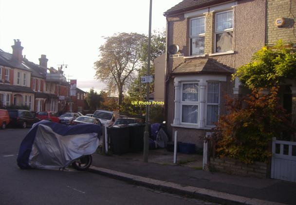 Photo 6"x4" Corner of Wrotham Road and Falkland Road Barnet c2011