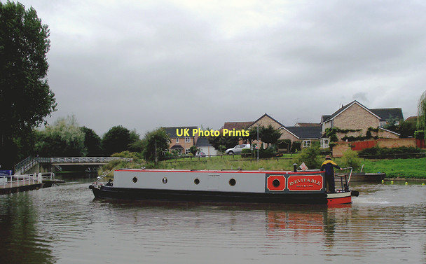 Photo 6"x4" A winding narrowboat near Anderton, Cheshire Northwich c2011