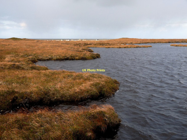 Photo 6"x4" Loch an Droma Cladach Chireboist c2011