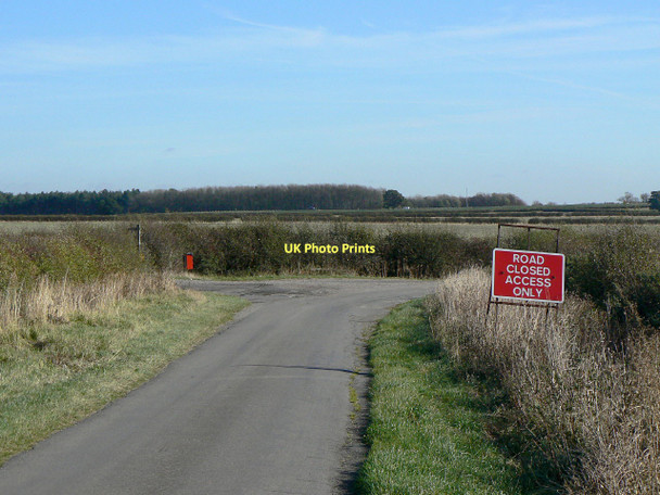 Photo 6"x4" Laming Gap Lane Clipston\/SK6334 c2011