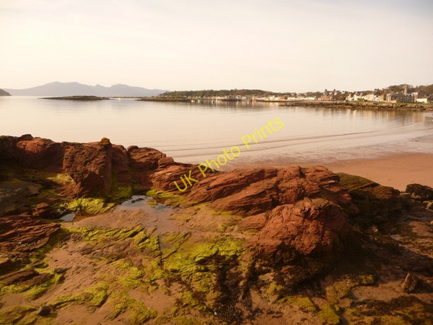 Photo 6"x4" Millport: rocks between Marine Parade and Kames Bay Millport c2009