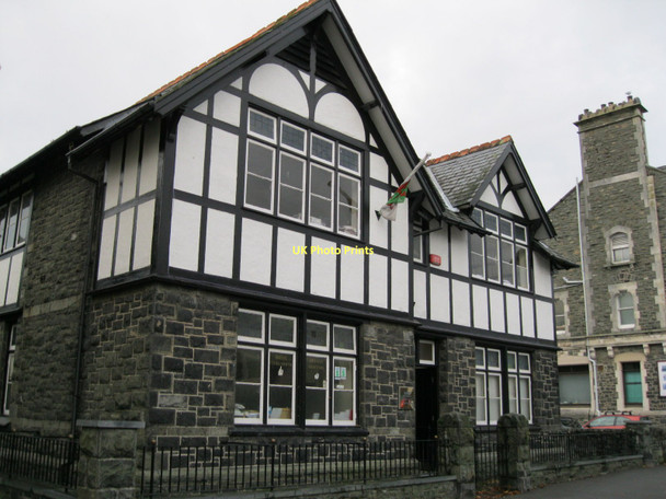 Photo 6"x4" Breese Gwyndaf Cyfreithwyr - Solicitors Porthmadog c2011