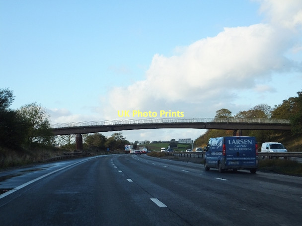 Photo 6"x4" Craddocks Moss Farm and footpath bridge over M6 Shraleybrook c2011