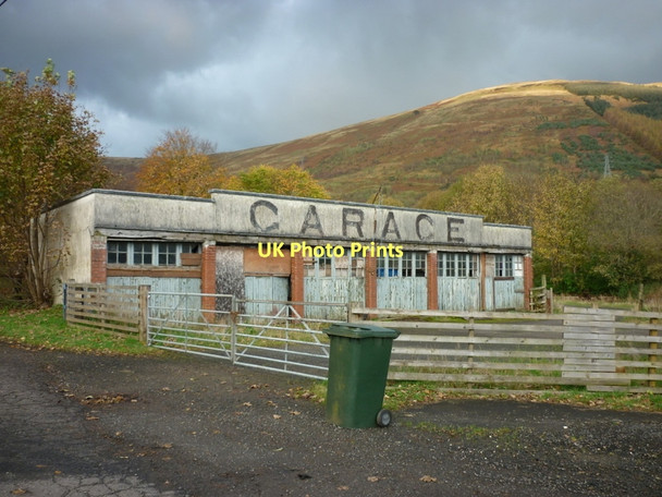 Photo 6"x4" A garage at Lochearnhead Lochearnhead c2011