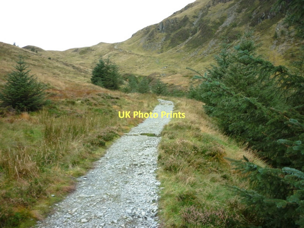 Photo 6"x4" Walking up Ben Ledi St Bride's Chapel c2011 P1
